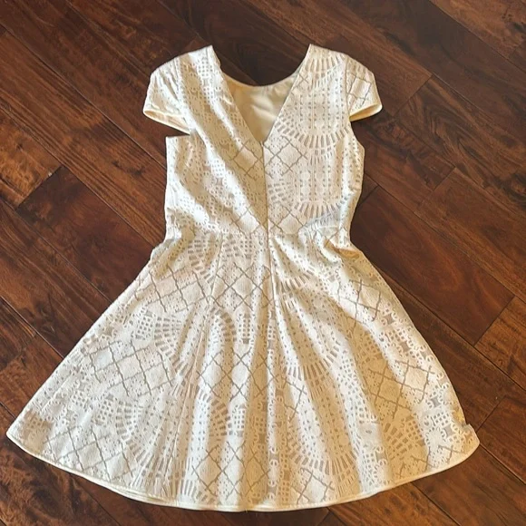 Anthropologie | White lace cap sleeve fit & flare dress - Picture 9 of 13